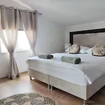 Exalto تروغير