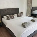 بيت ضيافة Exalto 3*