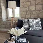 بيت ضيافة Exalto تروغير