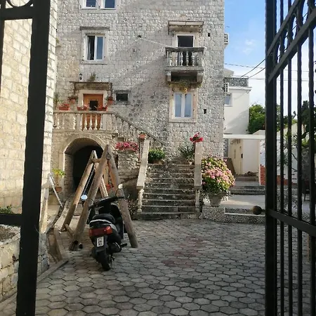 Guest house Exalto