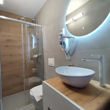 Guest house Exalto 3*