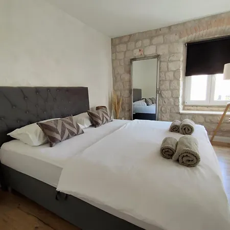 Exalto Casa de hóspedes Trogir