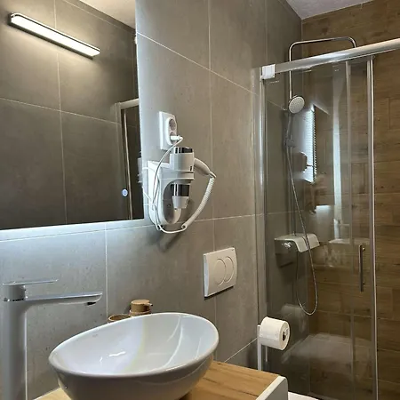 Guest house Exalto 3*